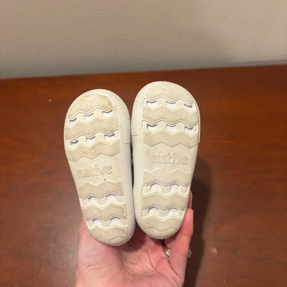 Native Shoes Chamonix Baby Boots in Silver Baby size 4